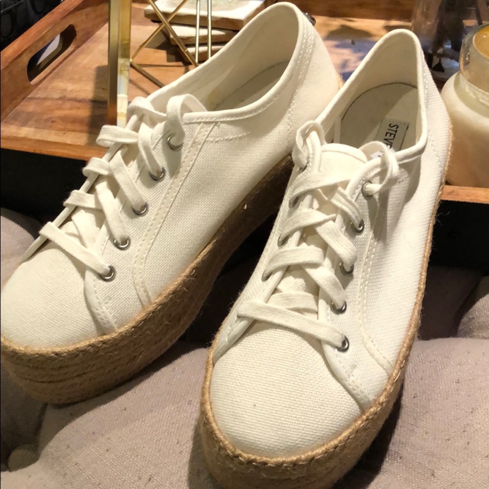 Brand new Steve Madden shoes